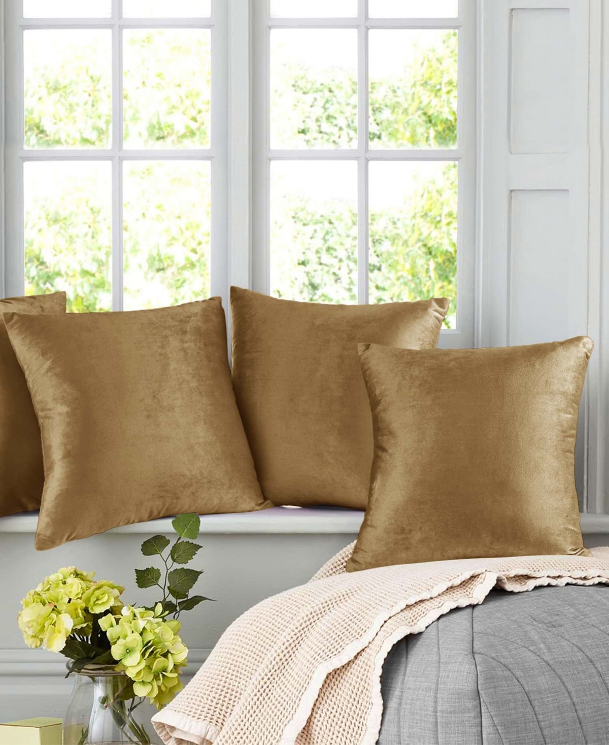 Nestl Elegant 2-pack Velvet Decorative Throw Pillows With Removeable Covers, 18" X 18" In Mocha