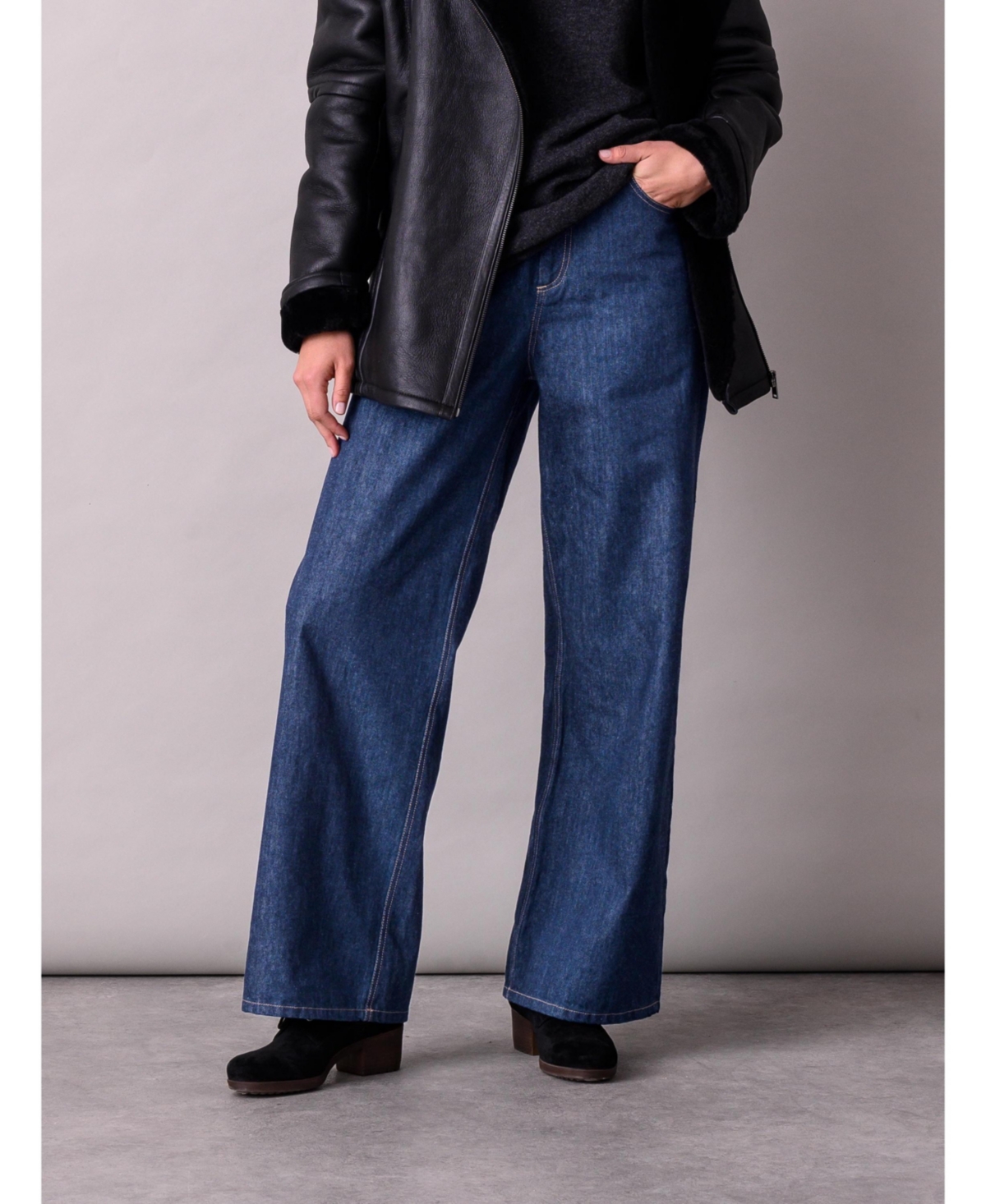 Celtic & Co. Women's Wide Leg Jean