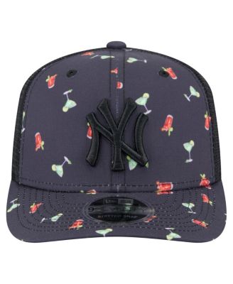 Men's Black New York Yankees Adventure Drinks Pattern 9SEVENTY Stretch-Snap Hat