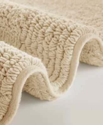 Splendor Reversible Tufted Cotton Bath Rug, 20" x 30"