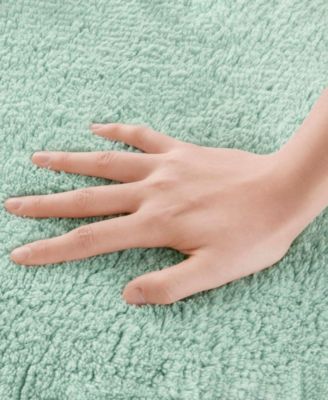 Splendor Reversible Tufted Cotton Bath Rug, 24" x 36"