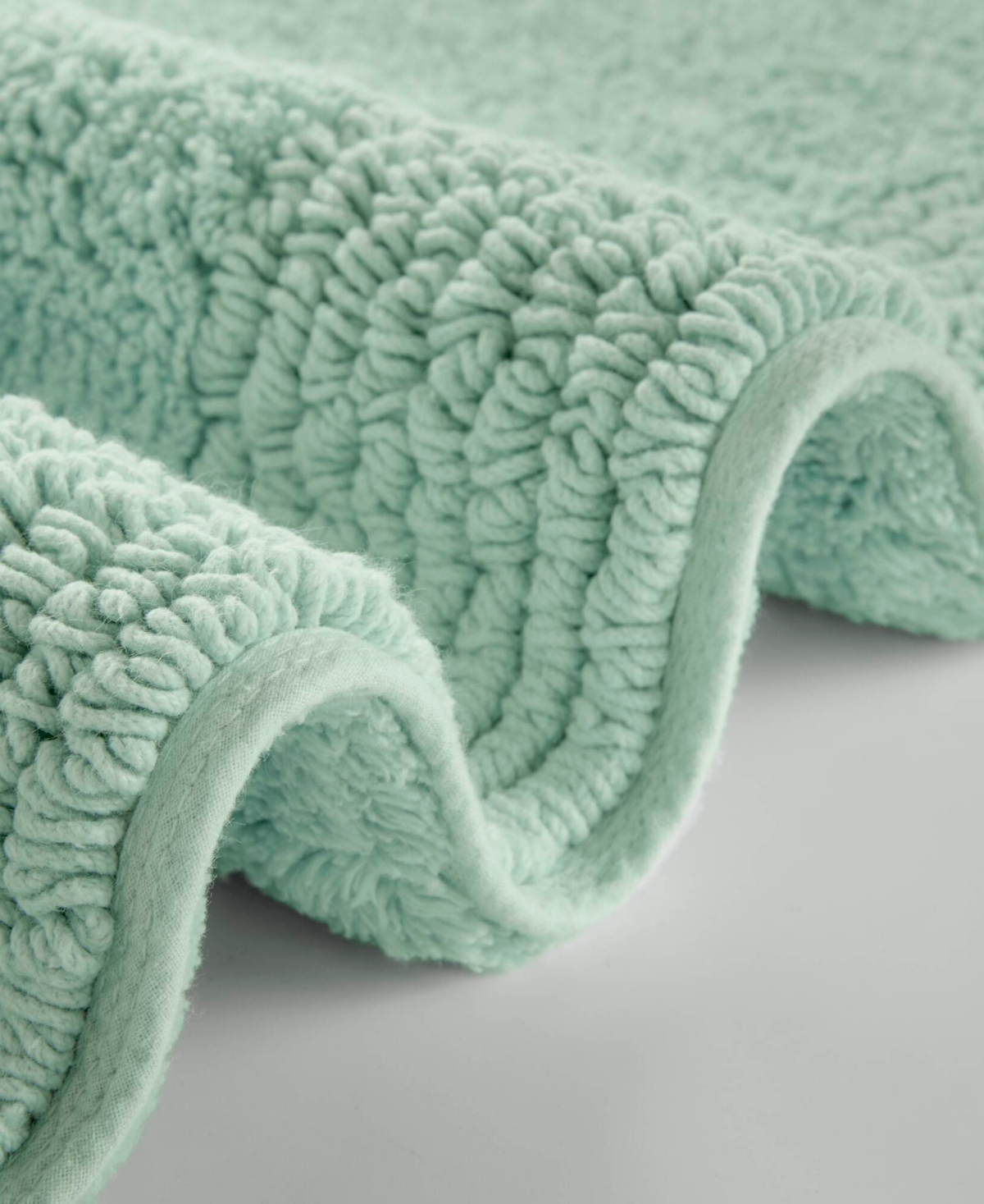 Madison Park Signature Splendor Reversible Tufted Cotton Bath Rug, 24" X 60"