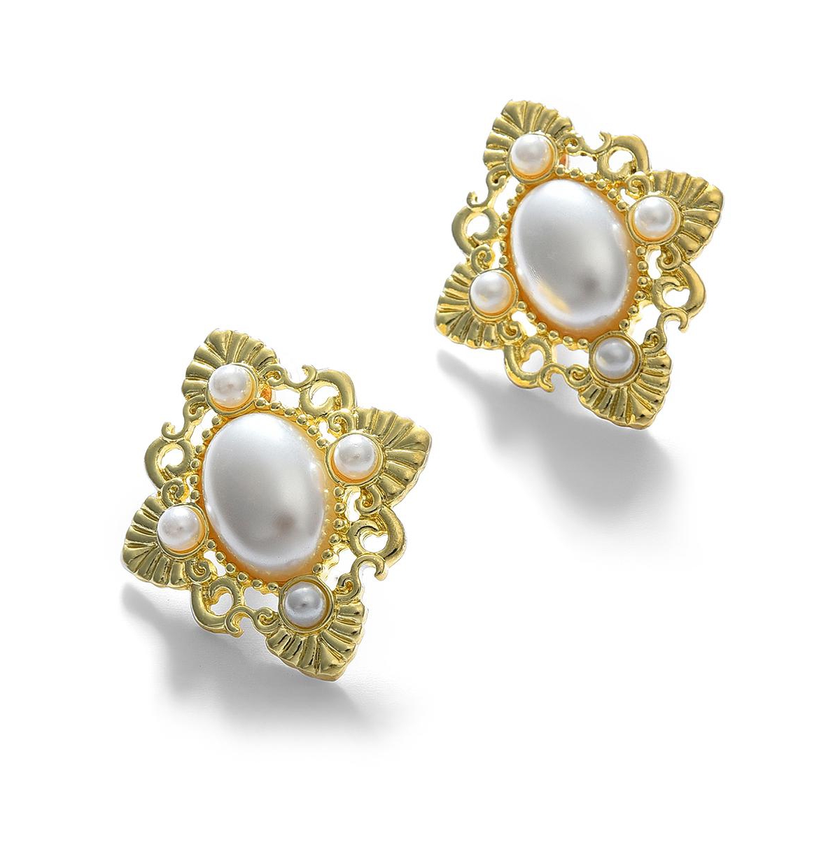 Sohi Gold Color Gold Plated Pearl Beaded Earring For Women's In White