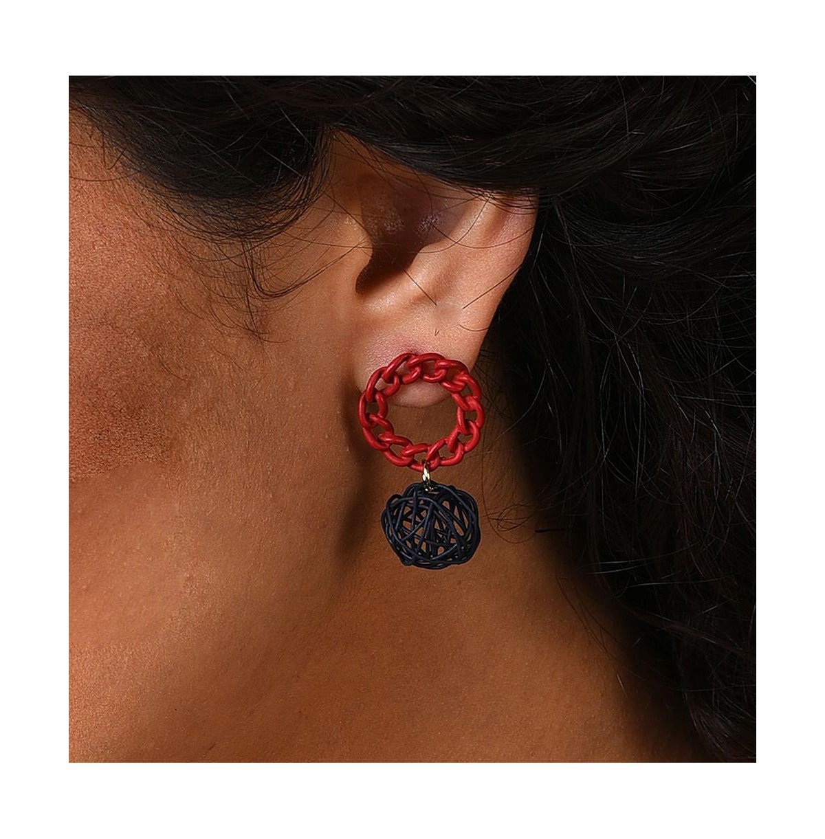 Sohi Women's Textured Drop Earrings