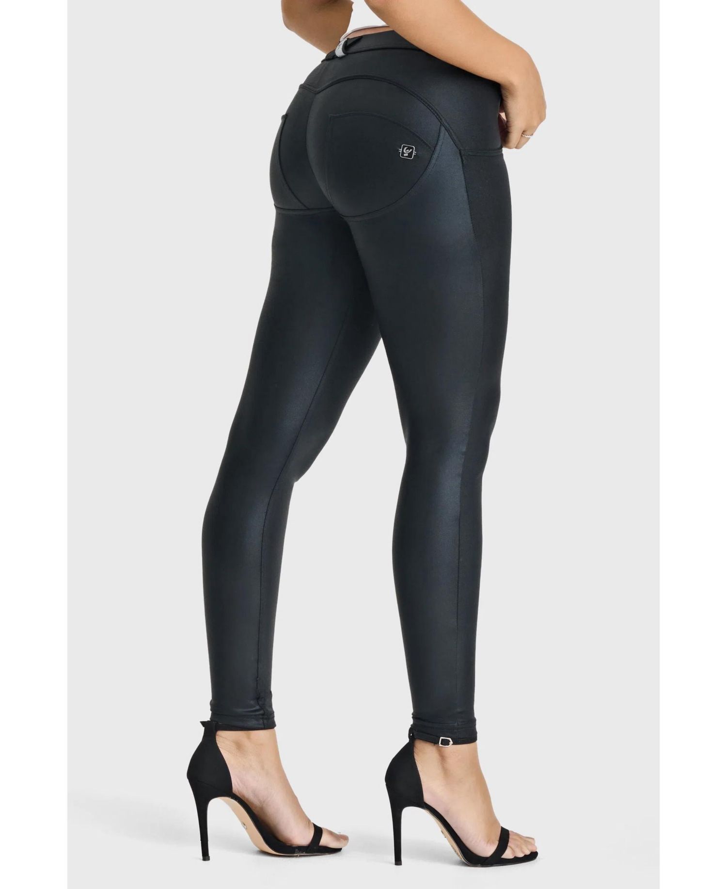 Women's Mid-Rise Sculpting Skinny Disco Pants