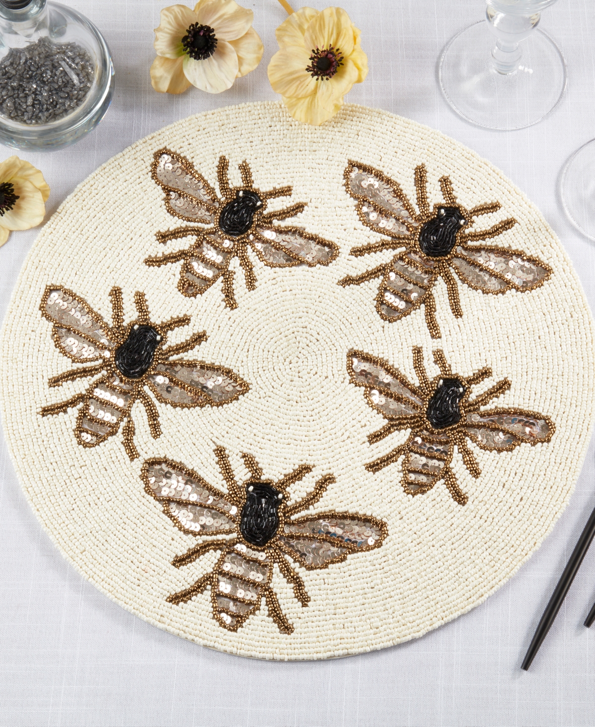 Saro Lifestyle Garden Buzz Beaded Placemats, 15" Round In Gold