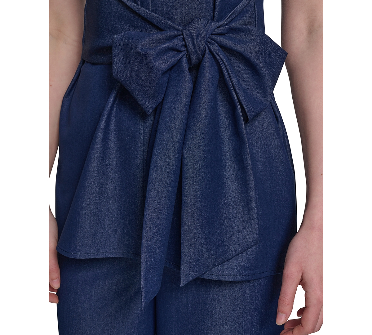 HALSTON WOMEN'S DENIM-LIKE TIE-WAIST SLEEVELESS TOP 