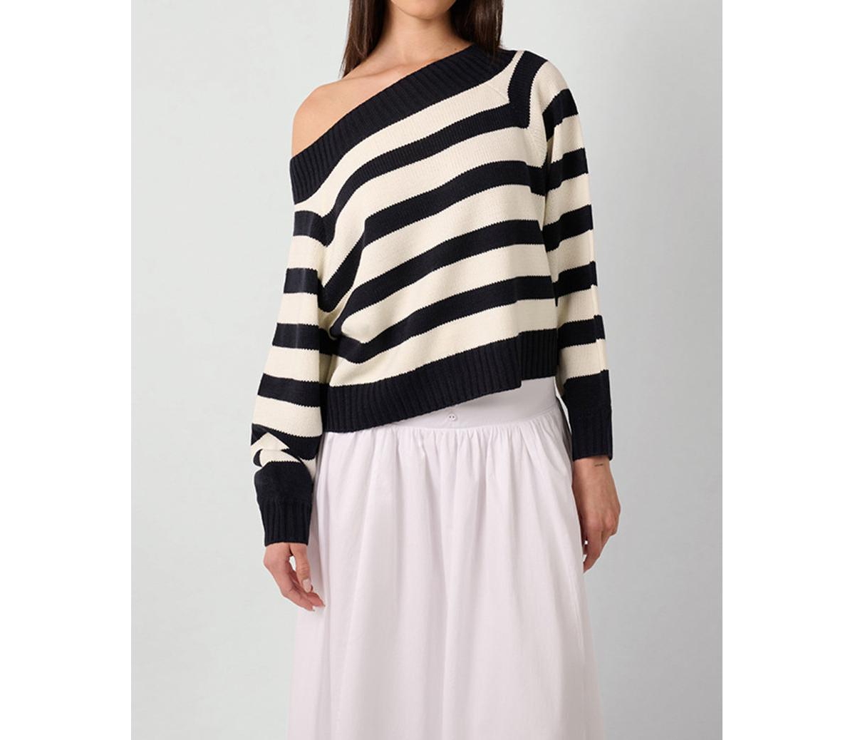 Women's Off Shoulder Sweater - Navy/white