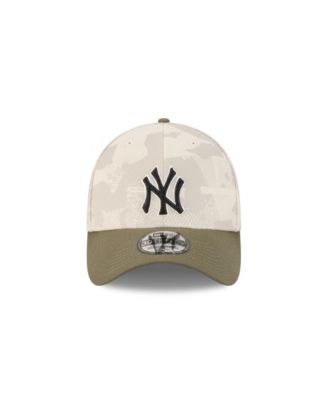Men's Light Beige/Olive New York Yankees 2025 Armed Forces Day 39THIRTY Flex Hat
