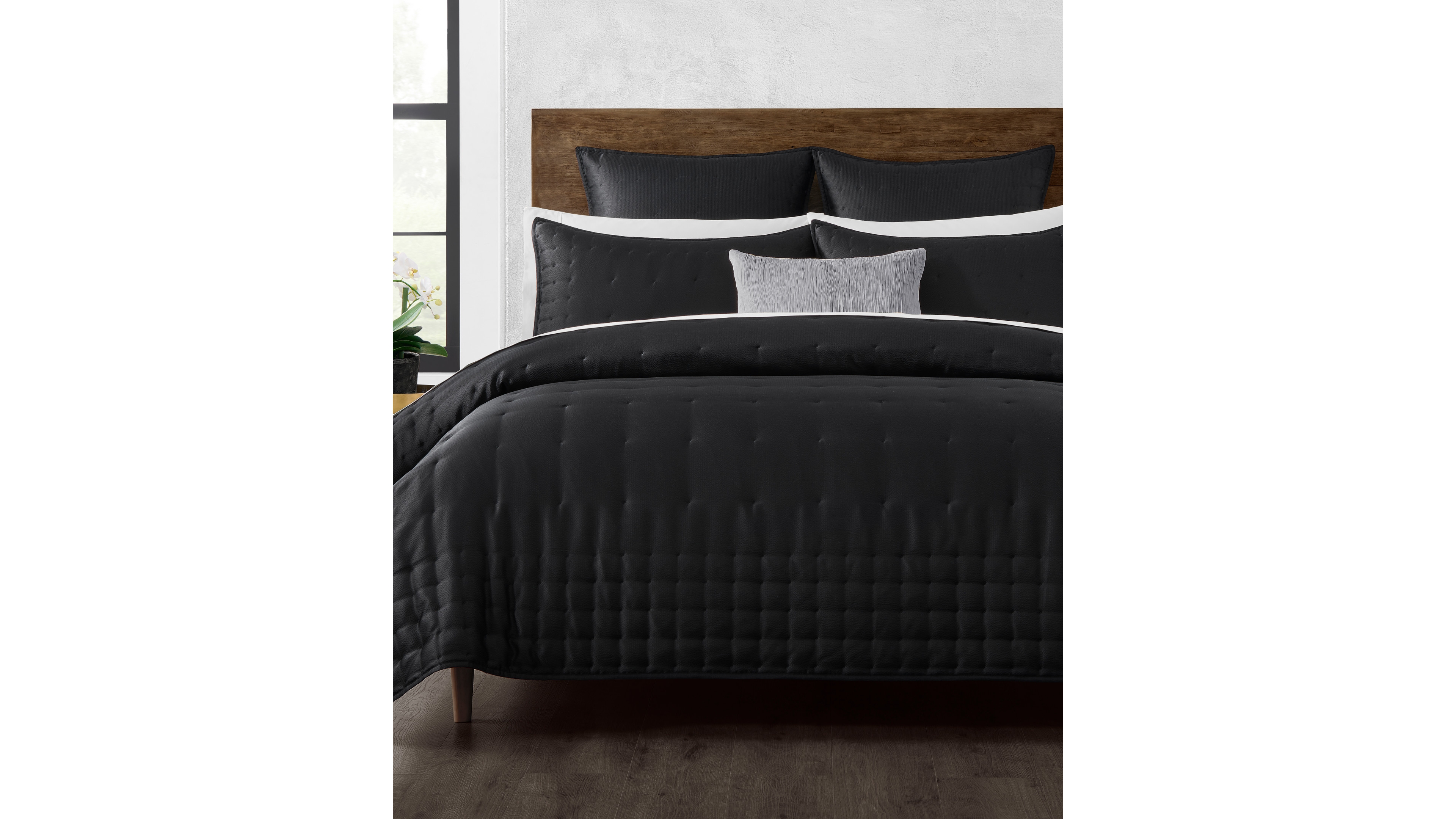 Donna Karan Home Hammered Silk Quilt, King