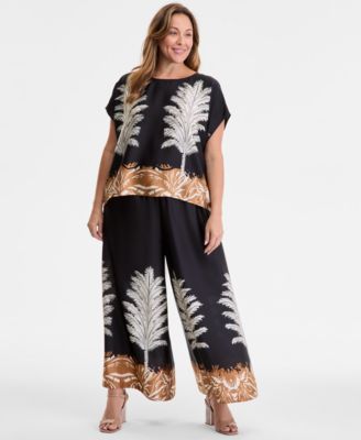 Vince Camuto June Hero Look Plus Size Placed Print Boat Neck Caftan Blouse Printed Pull On Wide Leg Pants In Black
