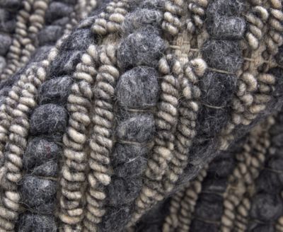 Herrick T8021 2'x3' Area Rug