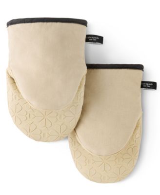 Spade Flower Soft Silicone Mini Mitt Set, 5.5" x 8"