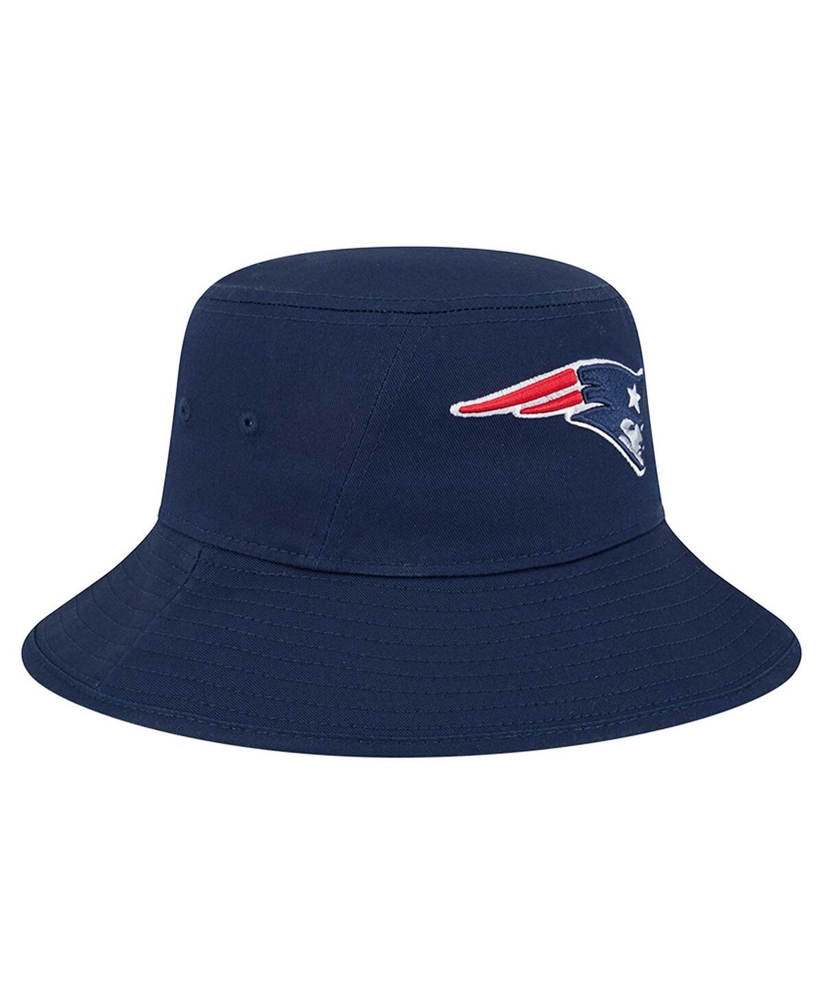 Shop New Era Men's Navy New England Patriots Main Bucket Hat