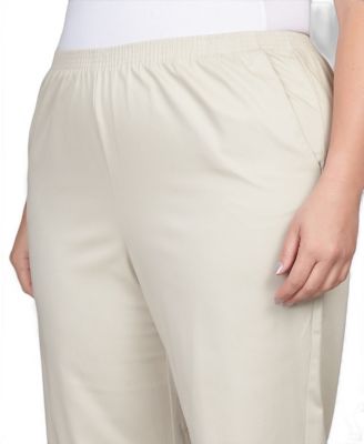 Plus Size Mid-Rise Casual Pants