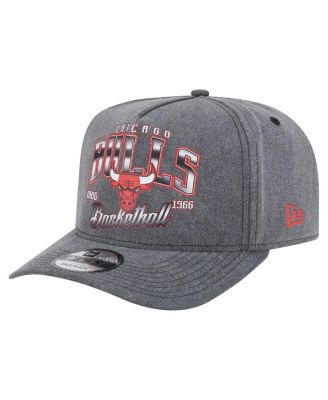New Era - Men's Charcoal Chicago Bulls Throwback Washed Pre-Curved 9FIFTY Snapback Hat