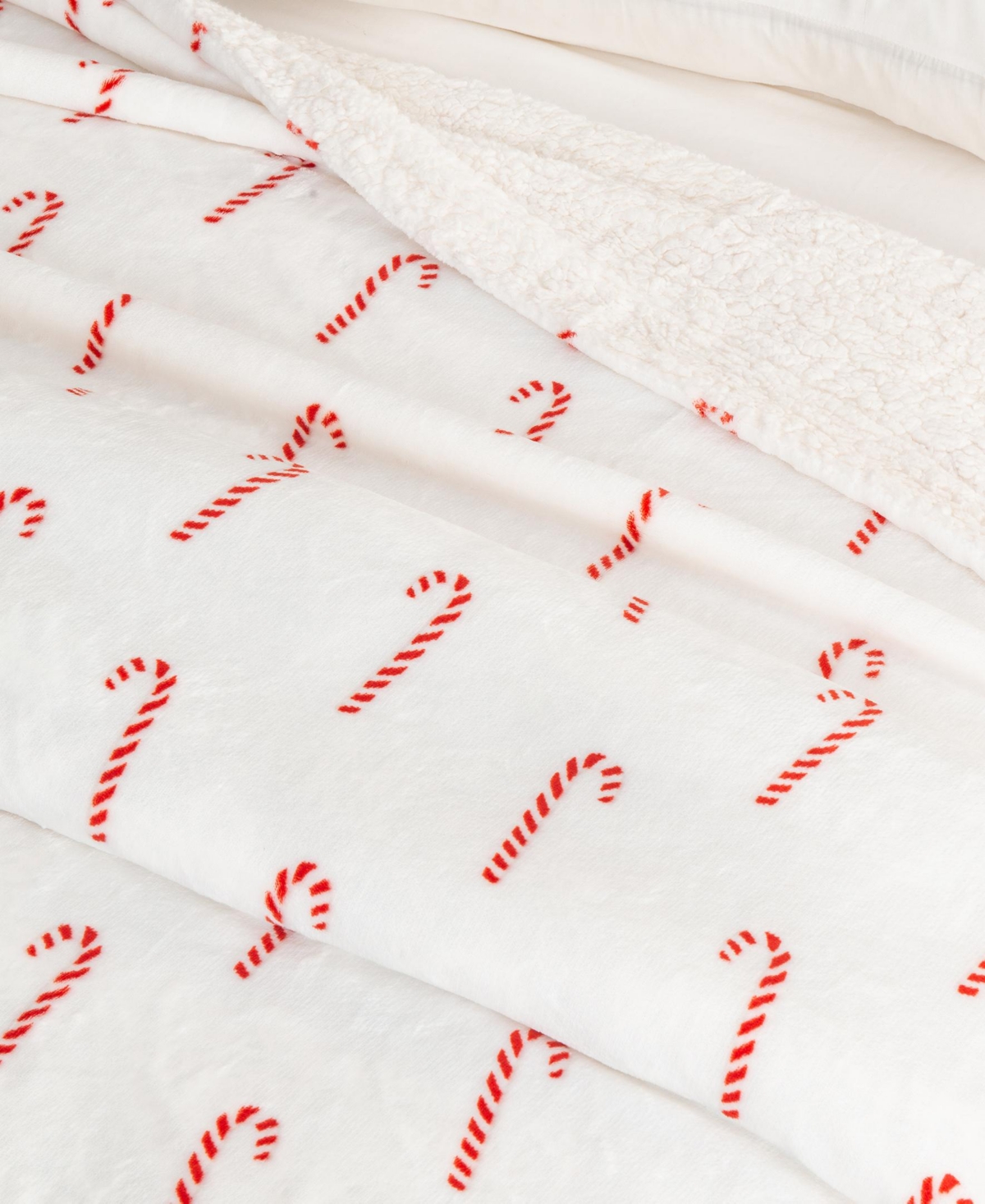 Linery & Co. Velvet Plush Fleece Reversible Sherpa Holiday Printed Throw