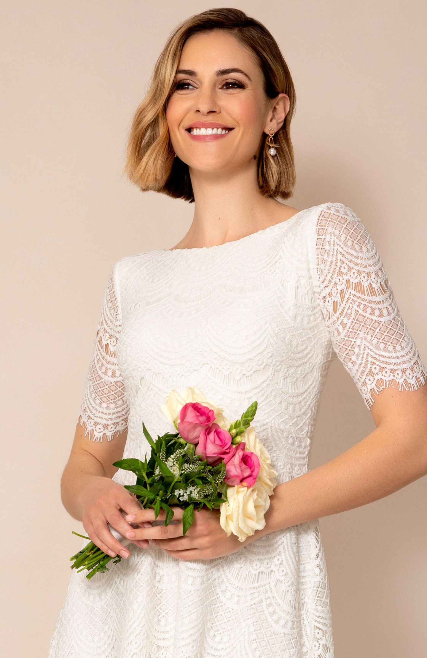 Женское платье Alie Street London Evie 3/4 Sleeve Knee Length Lace, цвет: Слоновая кость — фото 6