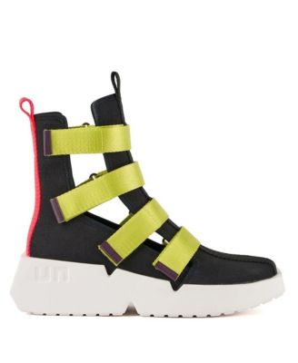 United Nude