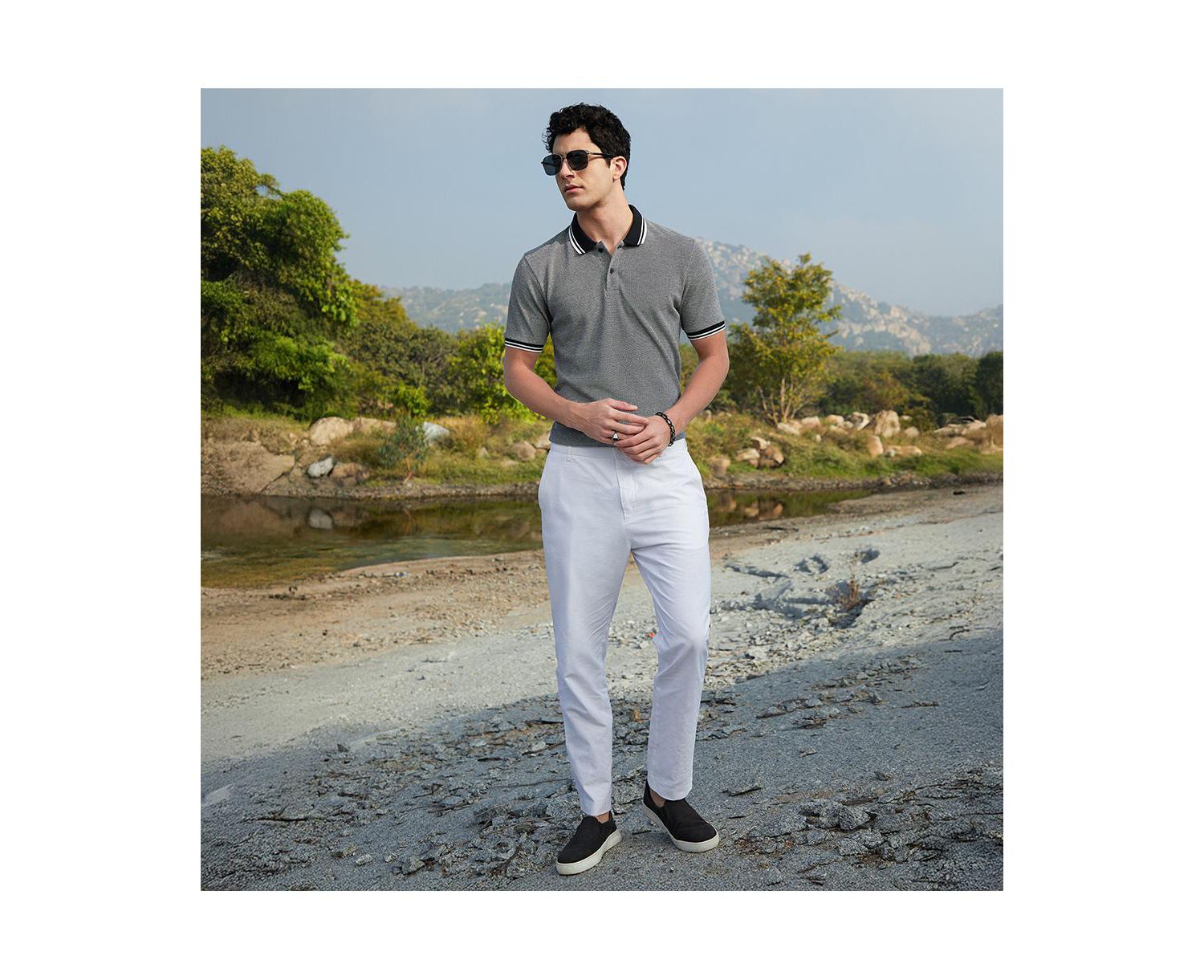 Men's Onyx Black Duo-Hue Knit Polo T-Shirt