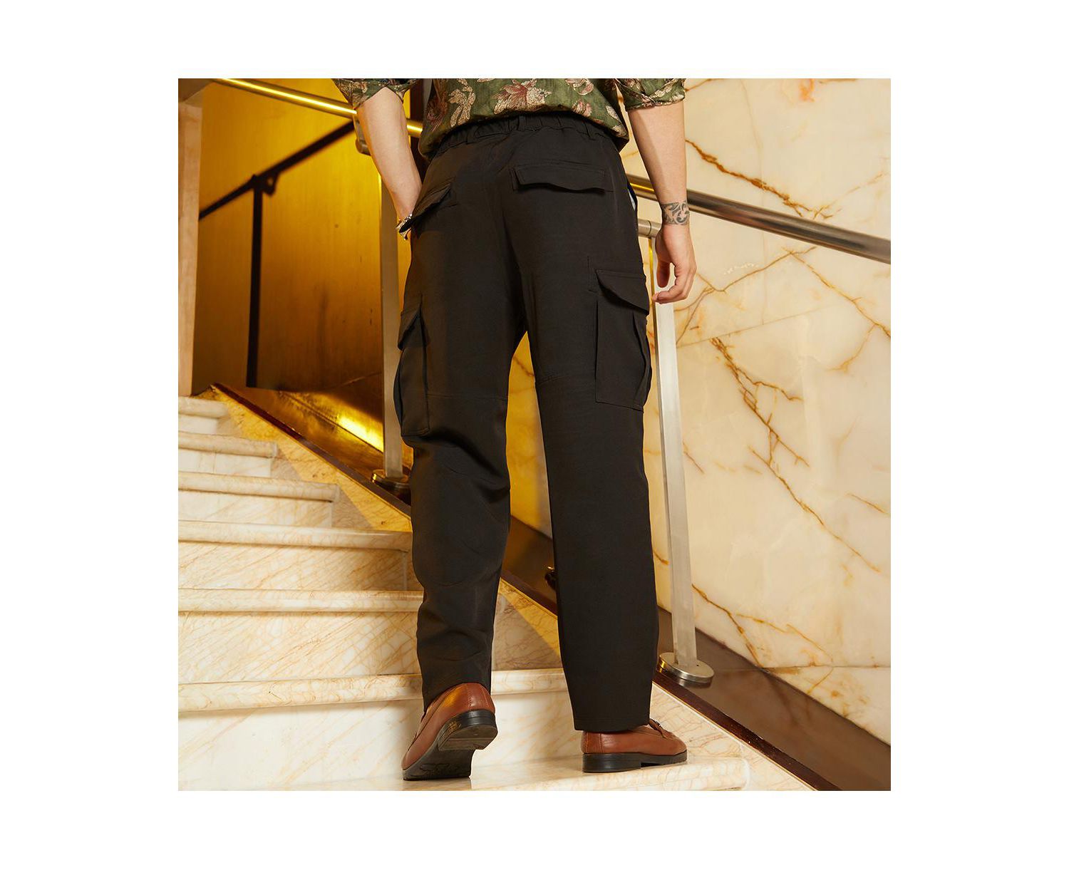 Men's Midnight Black Straight-Fit Cargo Trousers