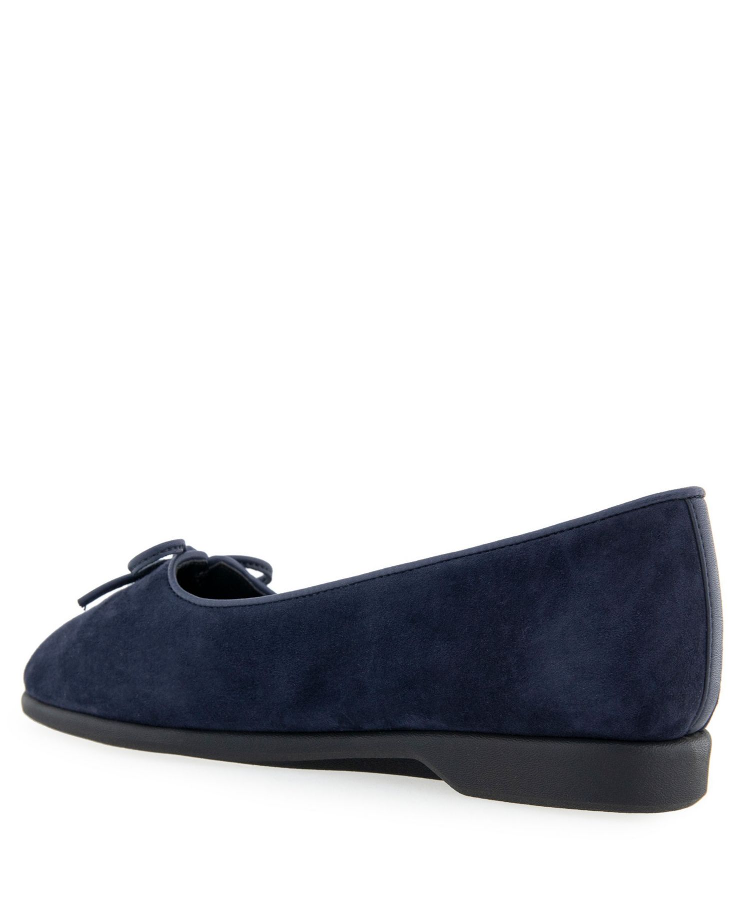 Women's Novia Tapered Toe Ballet Flats