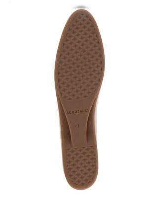 Women's Novia Tapered Toe Ballet Flats