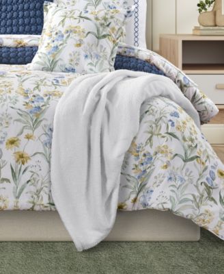 Bold Cozy Throw, 70" x 50"