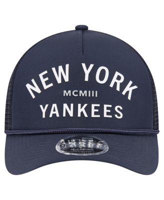 Men's Navy New York Yankees Minimalist 9FORTY A-Frame Adjustable Hat