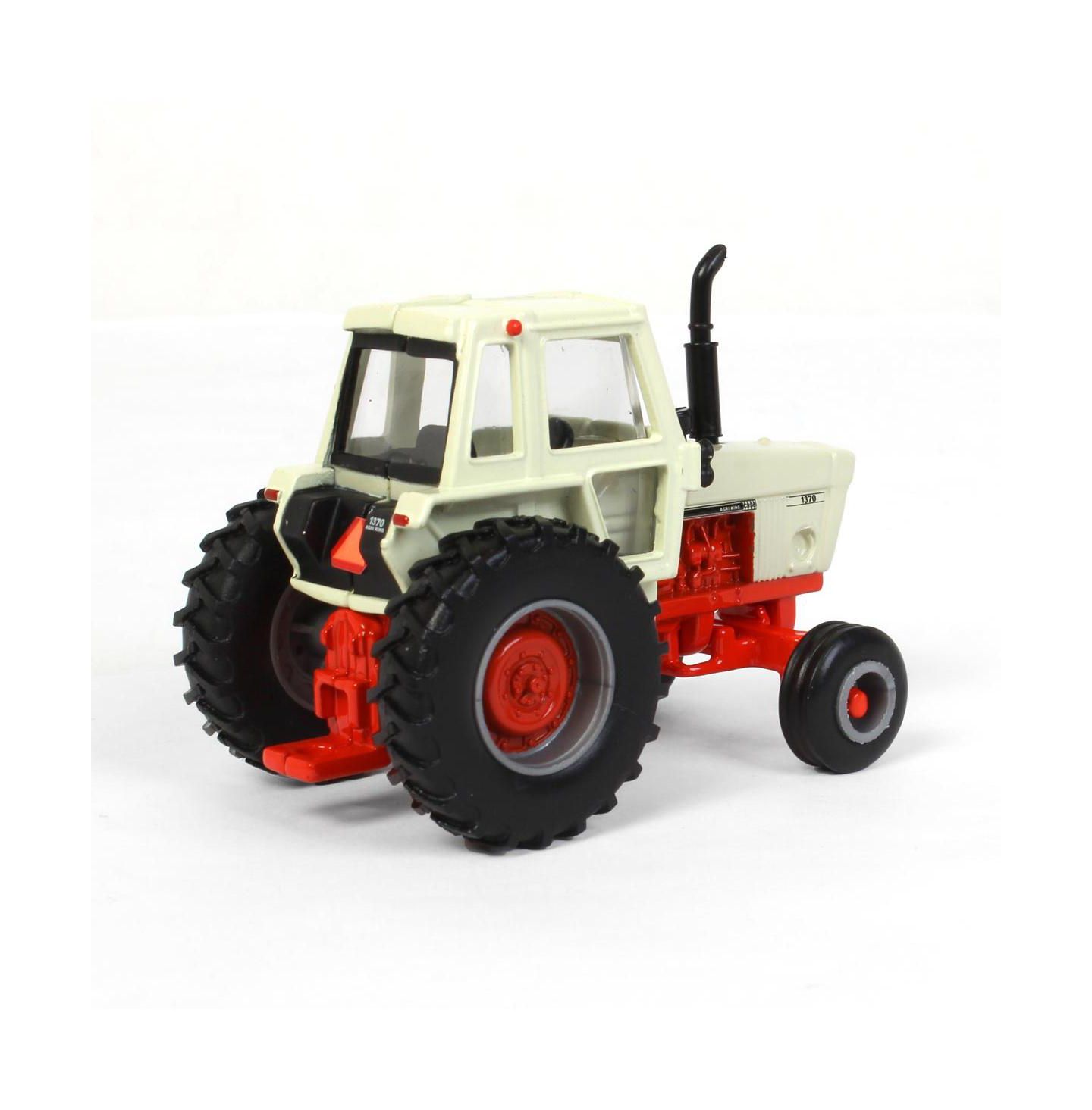 Детская игрушка ERTL 1/64 Scale Case 1370 Cab Die-Cast FFA Logo Tractor — фото 3