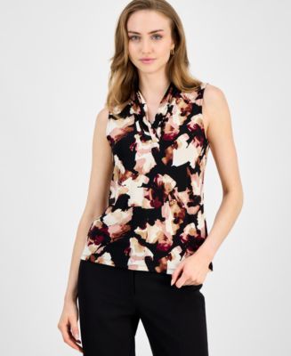 売れ筋商品|||カスパー カットソー トップス レディース Women's Printed Pleated-Neck Keyhole Top, Regular & Petite Kiwi Multi Marcy Printed Top | GUESS Factory