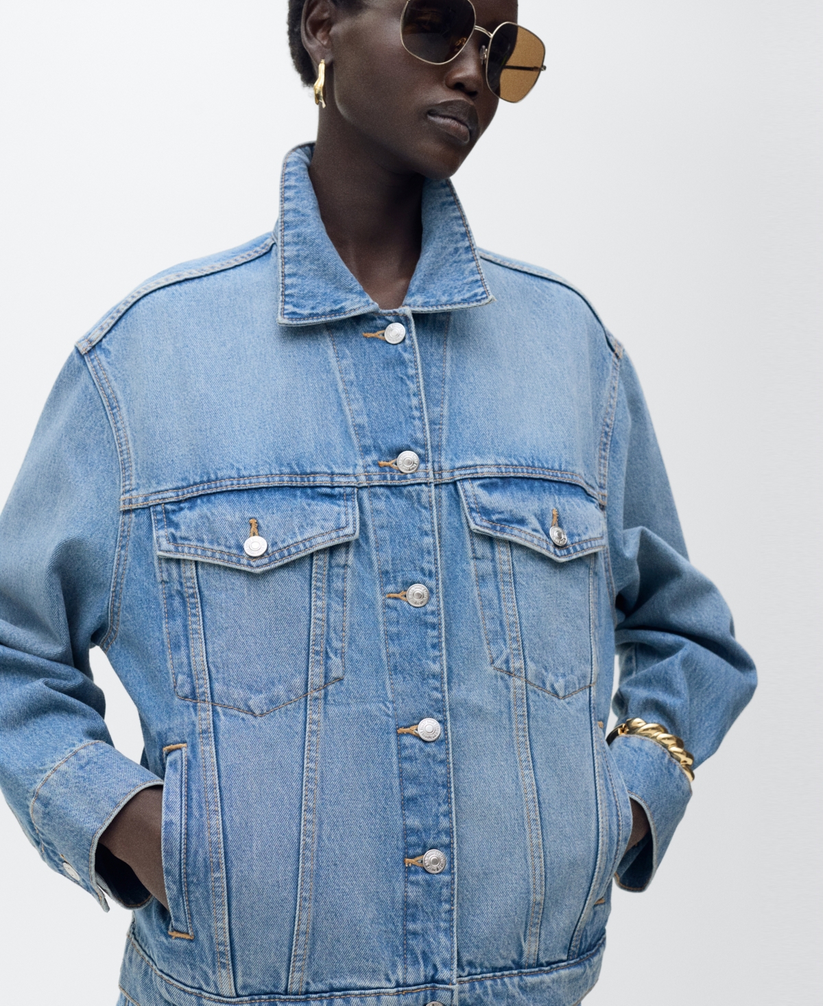 Women's Oversize Denim Pockets Jacket - Medium Blue
