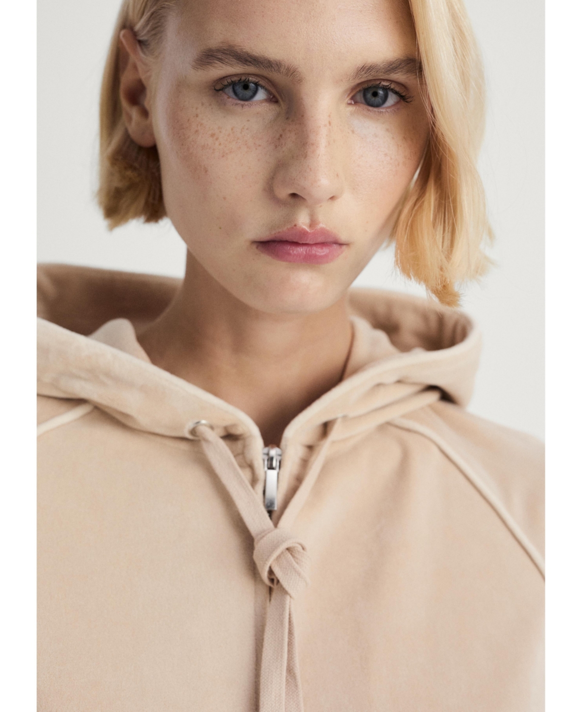 Mango Velour Zip Hoodie