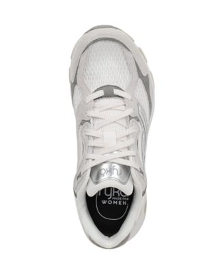 Women's Devotion X TR 2 Lifestyle Sneakers