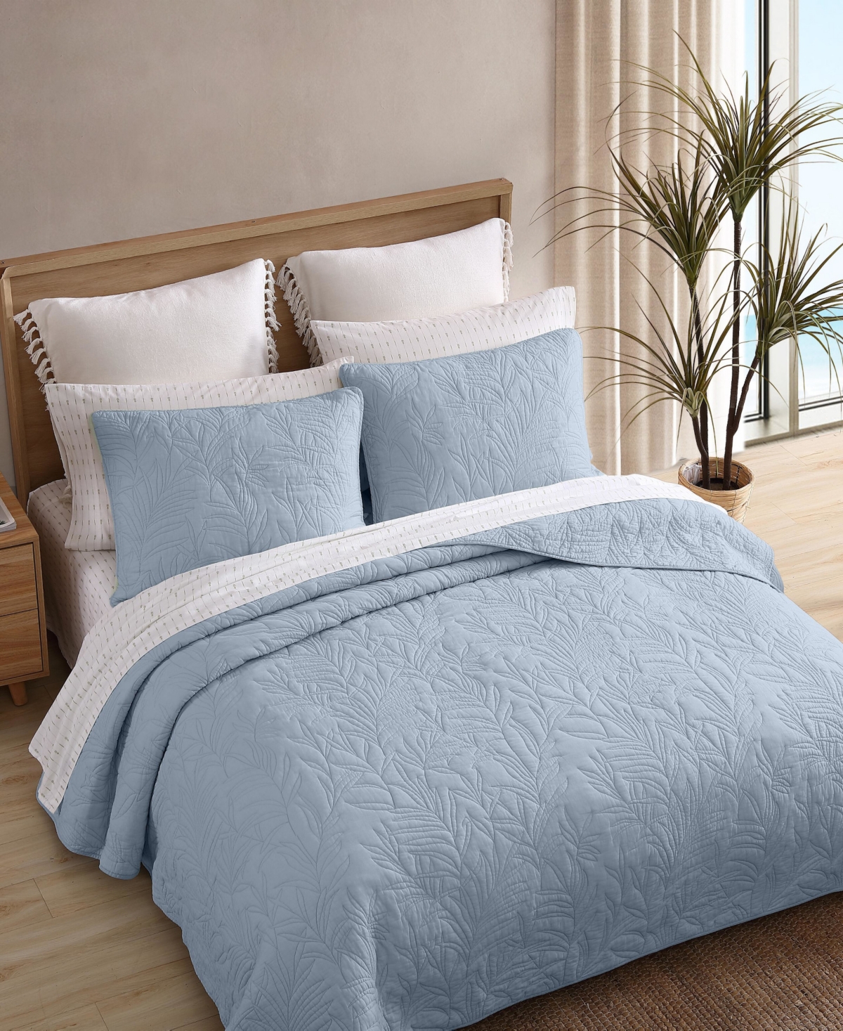 Tommy Bahama Home Solid Costa Sera Cotton Reversible Quilt