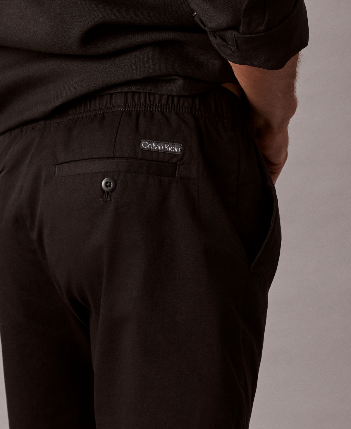 Calvin Klein Men's Brushed Cotton 7" Shorts In Black