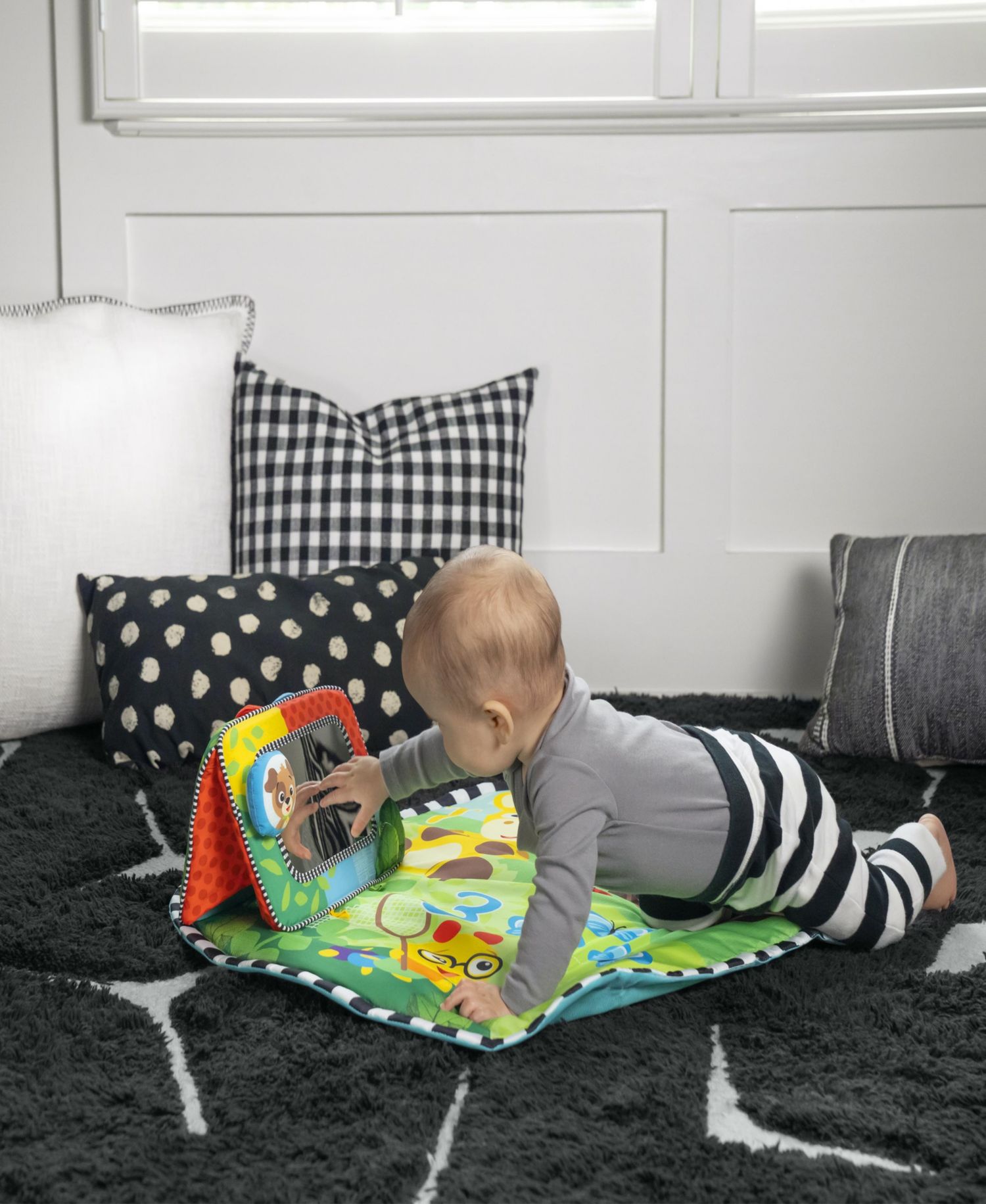 Infant Discovery Garden Tummy Time Mat Mirror