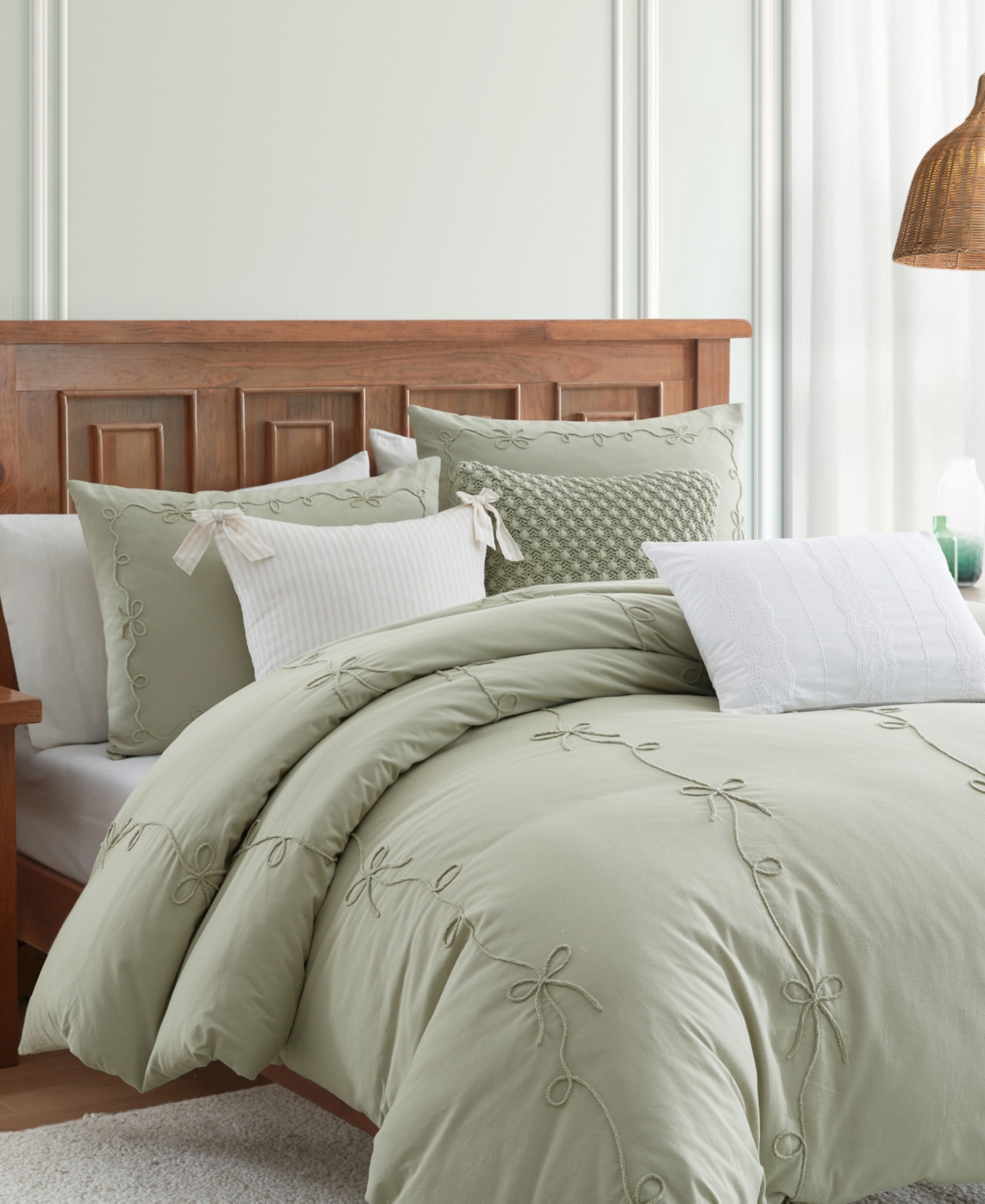 Peri Home Sasha Bows Embroidered 2-pc. Duvet Cover Set, Twin In Green