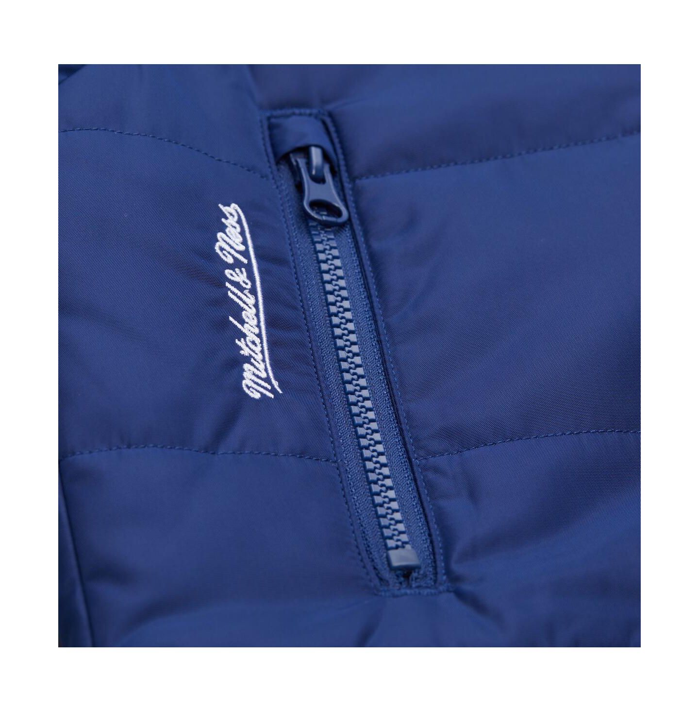 Женский жилет Mitchell & Ness Blue New York Rangers Cropped Full-Zip Puffer Vest — фото 4