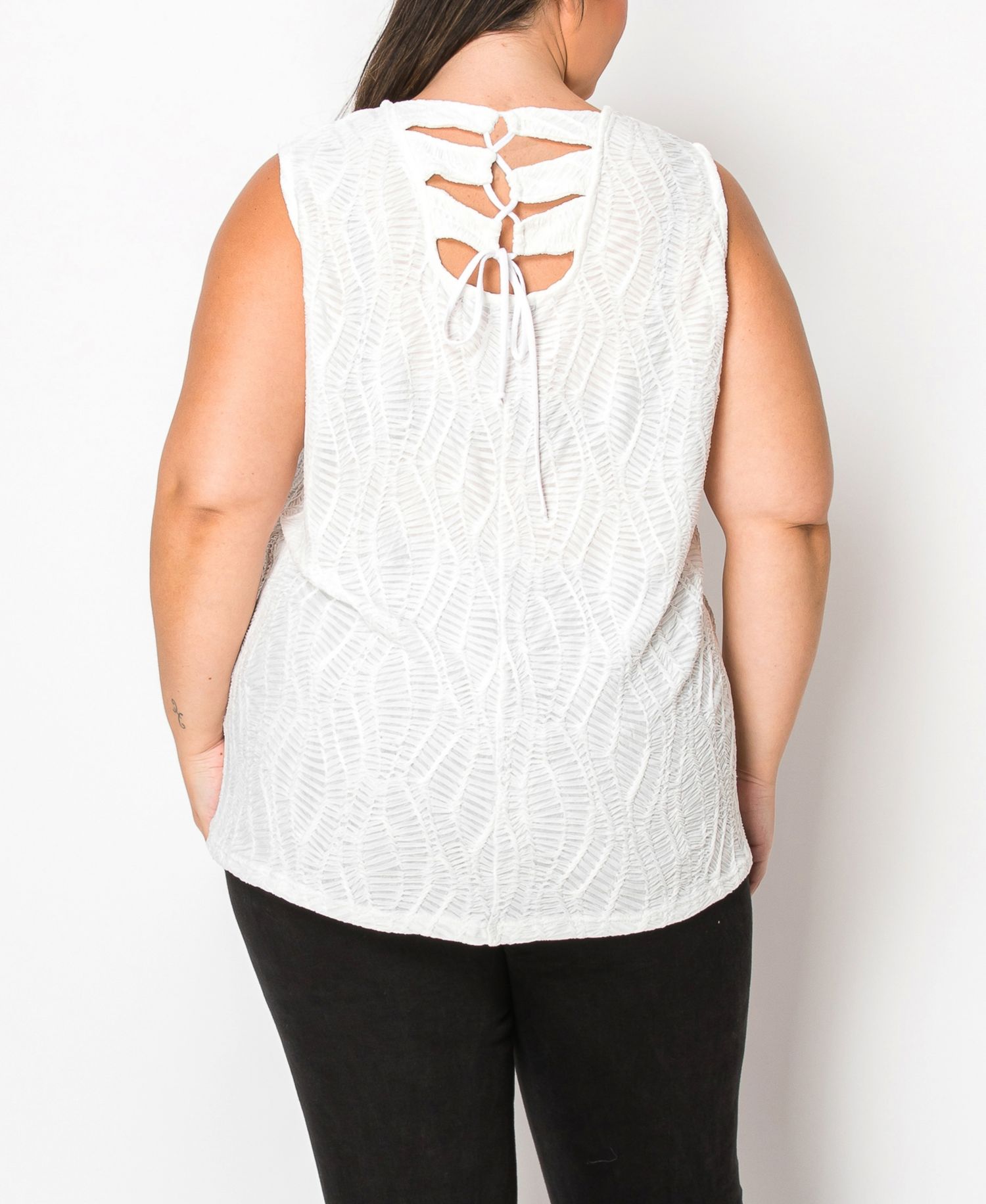 Plus Size Spiral Wave Texture Strappy Back Tank Top