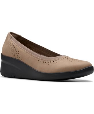 Collection Women's Suttyn Kaylie Slip-On Shoes