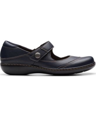 Women's Collection Ashland Elayne Closed Toe Shoes