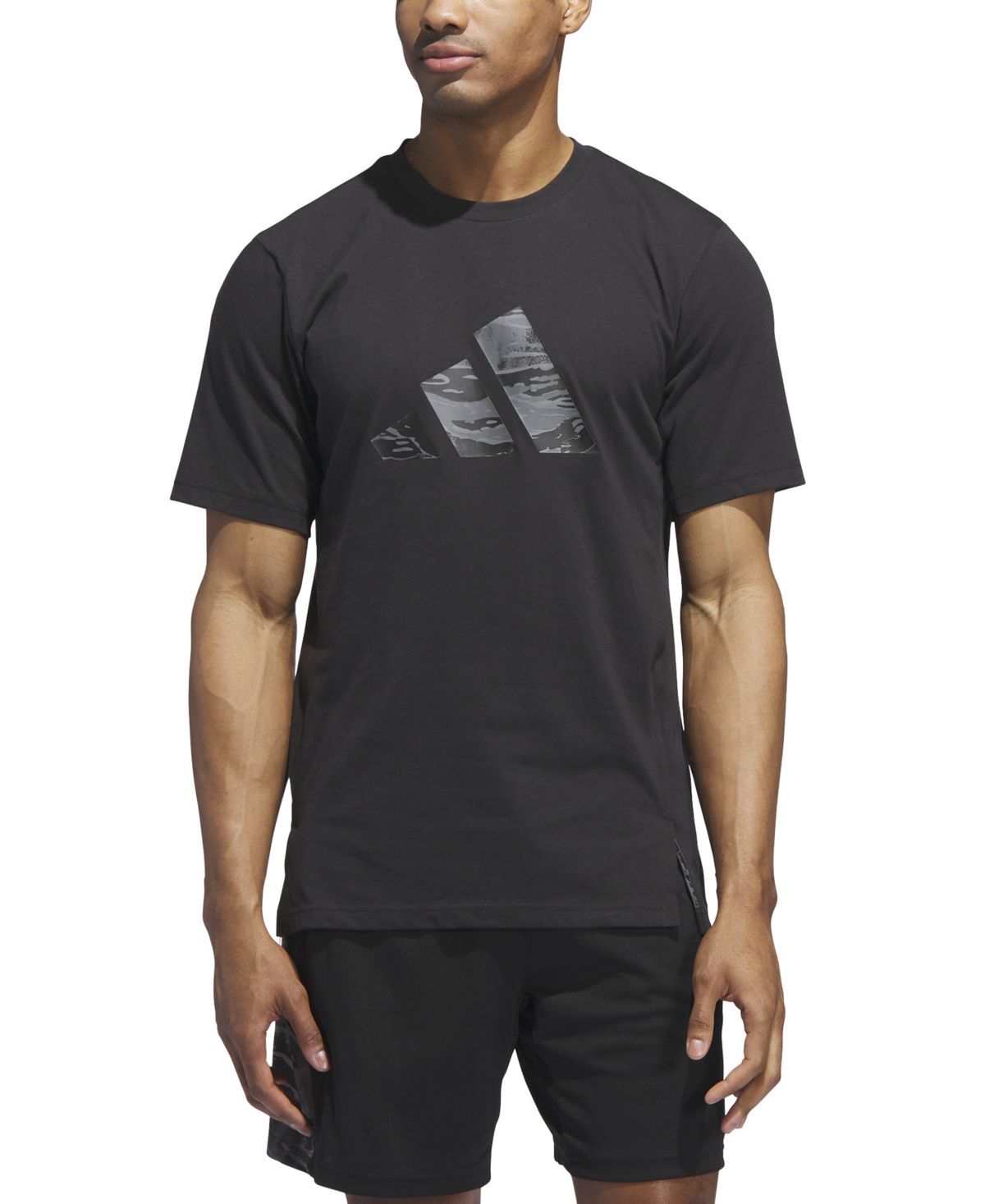 Мужская футболка с круглым вырезом и камуфляжным логотипом