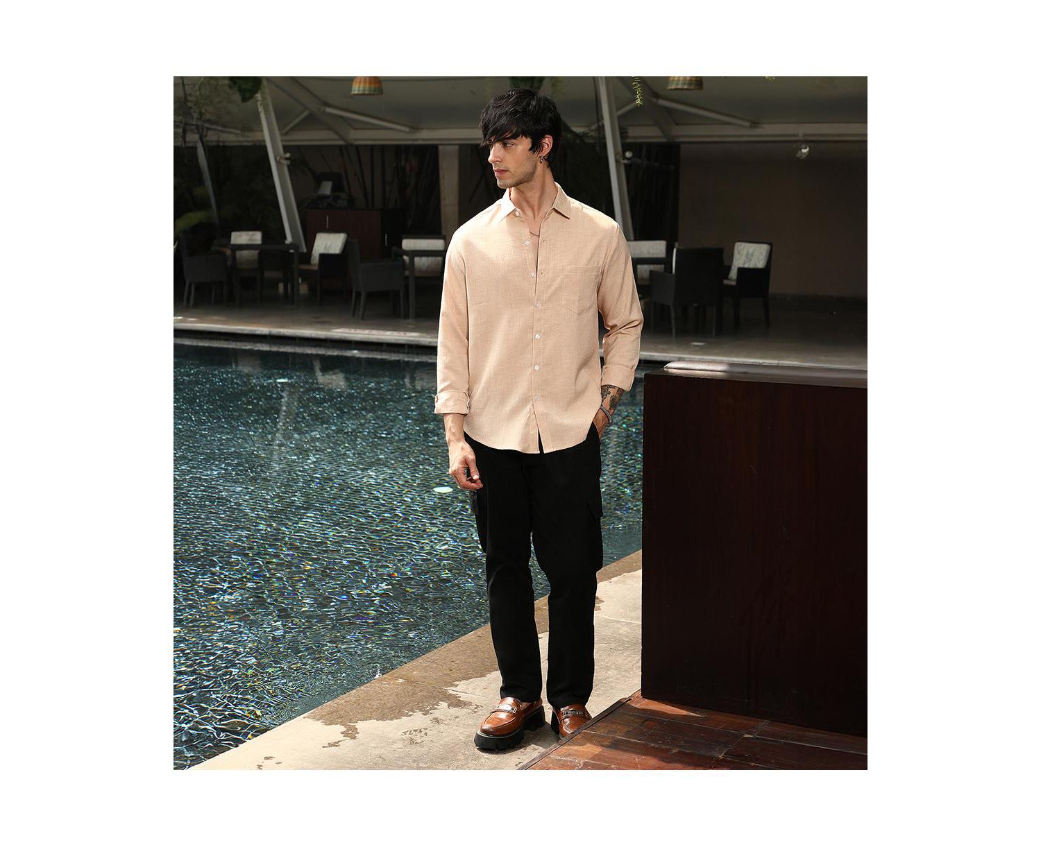 Men's Ecru Beige Solid Relaxed Shirt
