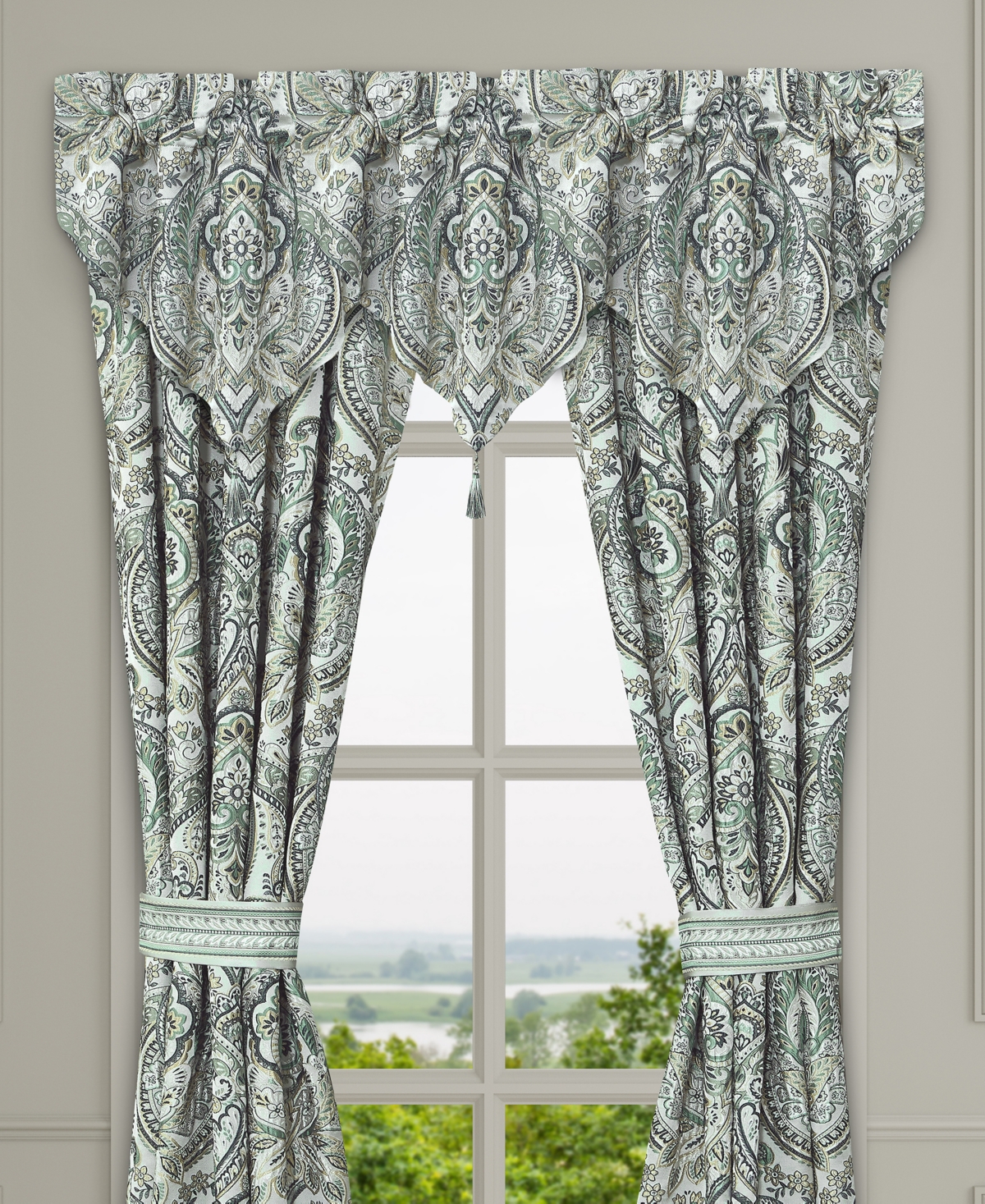 J Queen New York Nico Window Ascot Valance, 40" x 21"