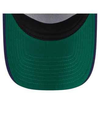 Men's White Milwaukee Brewers Distressed 9FORTY A-Frame Adjustable Trucker Hat