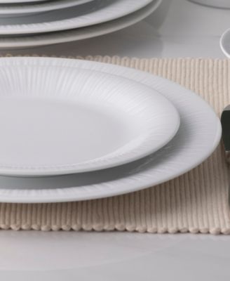 Conifere 12-Piece Dinnerware Set, Service For 4