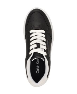 Women's Prizin Round Toe Sneakers