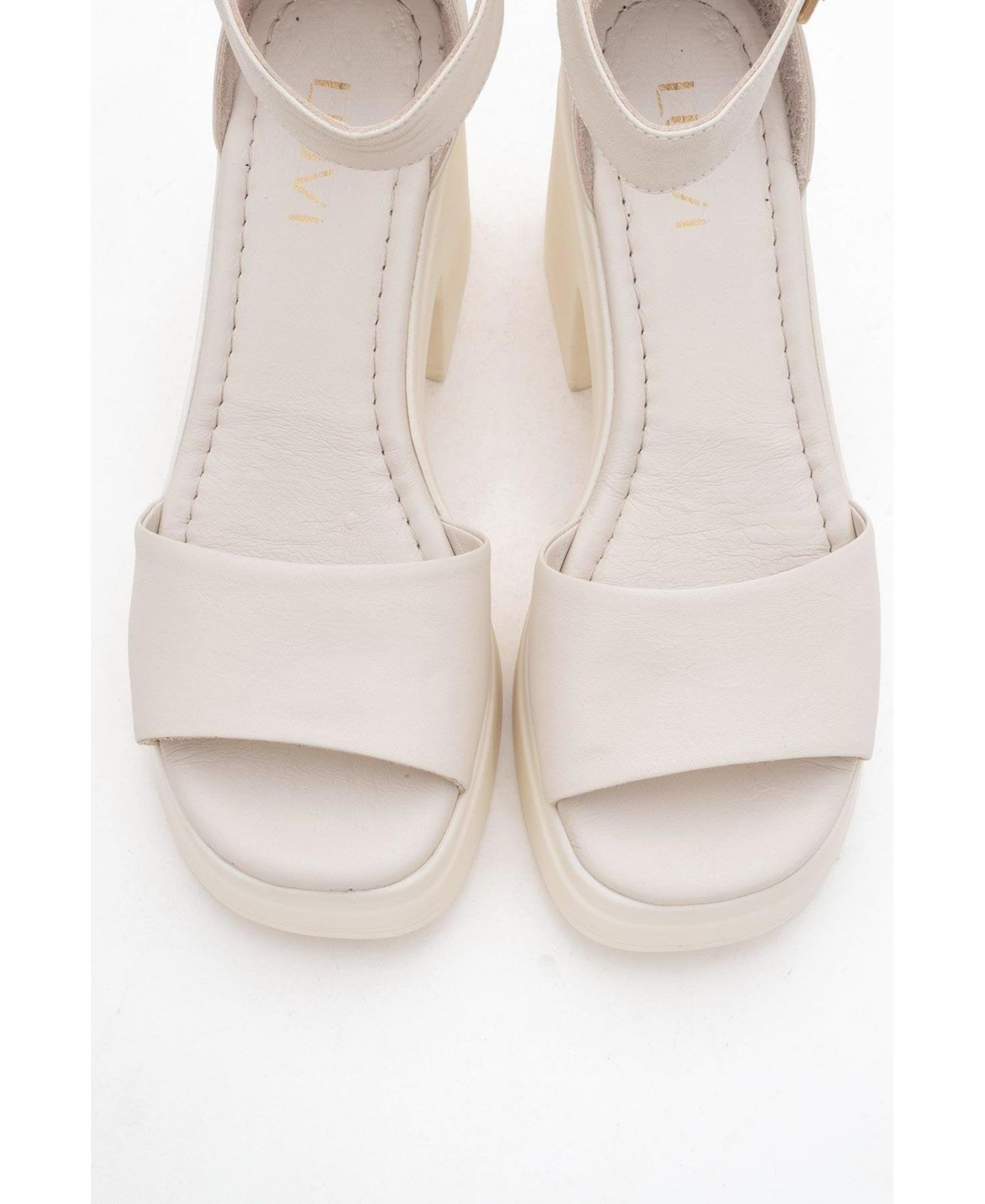 Женские кожаные сандалии Forever & Always Shoes Margot на платформе, цвет: Бежевый кожаный — фото 5