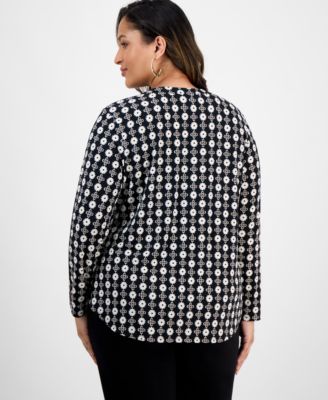 Plus Size Printed V-Neck Long-Sleeve Top
